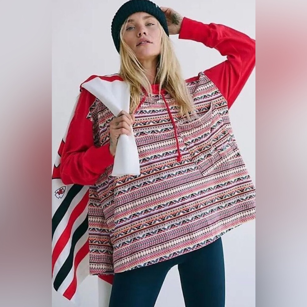 FREE PEOPLE NWT Hot Shot Printed Hoodie